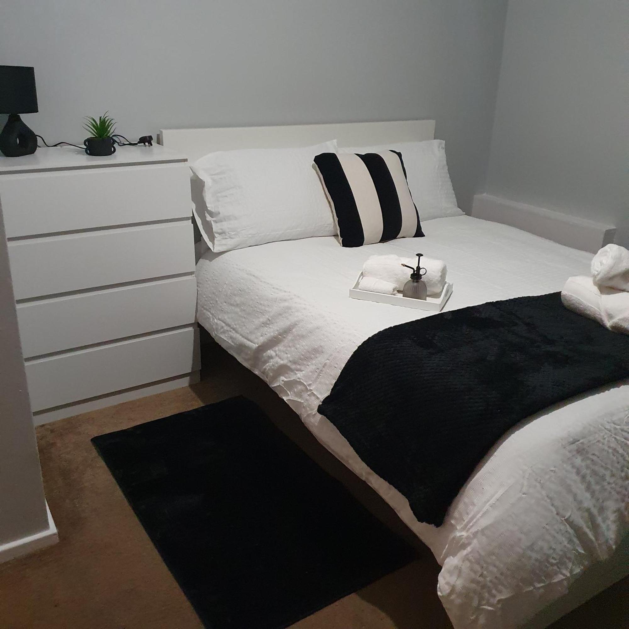 Hotel Yolo House Londyn Zewnętrze zdjęcie