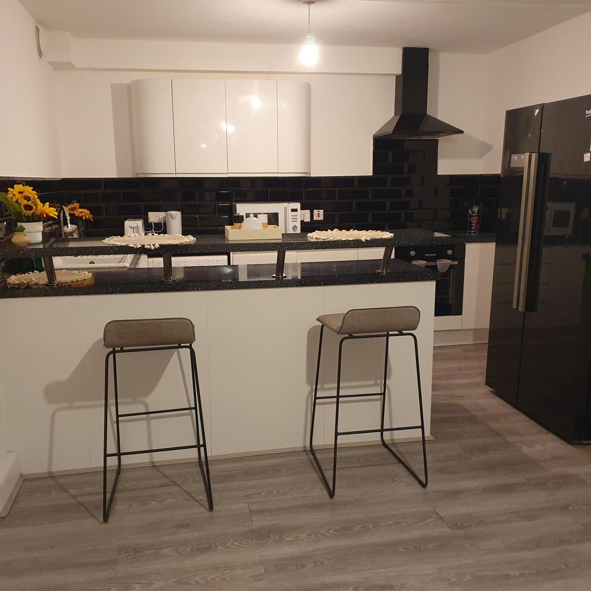 Hotel Yolo House Londyn Zewnętrze zdjęcie